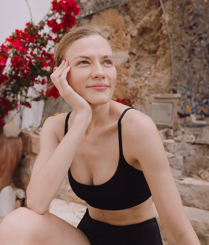 Ruffled one - shoulder one - piece swimsuits on sale for a feminine and elegant beach styleThe Maui Top - Eco Nylon - Black Ruffled one - shoulder one - piece swimsuits on sale for a feminine and elegant beach styleThe Maui Top - Eco Nylon - Black