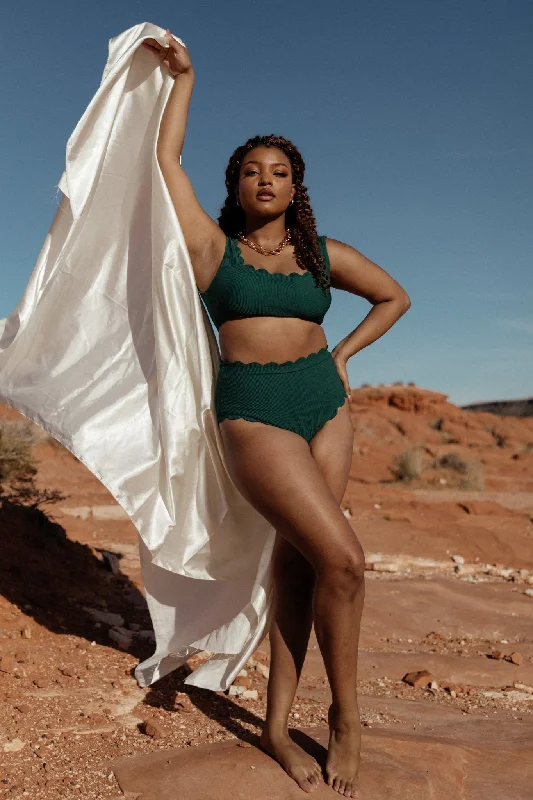 Bikini sets on sale with a cut - out side and a tie - detail for a sexy and modern styleHonolulu High Waist Bikini Bottom | Green