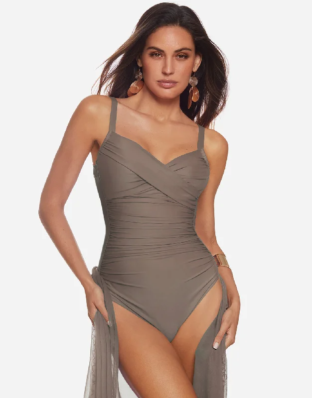 Bikini sets on sale with a mesh - covered front and back for breathability and a trendy appearanceCeylan Underwired Crossover Swimsuit - Sable Bikini sets on sale with a mesh - covered front and back for breathability and a trendy appearanceCeylan Underwired Crossover Swimsuit - Sable