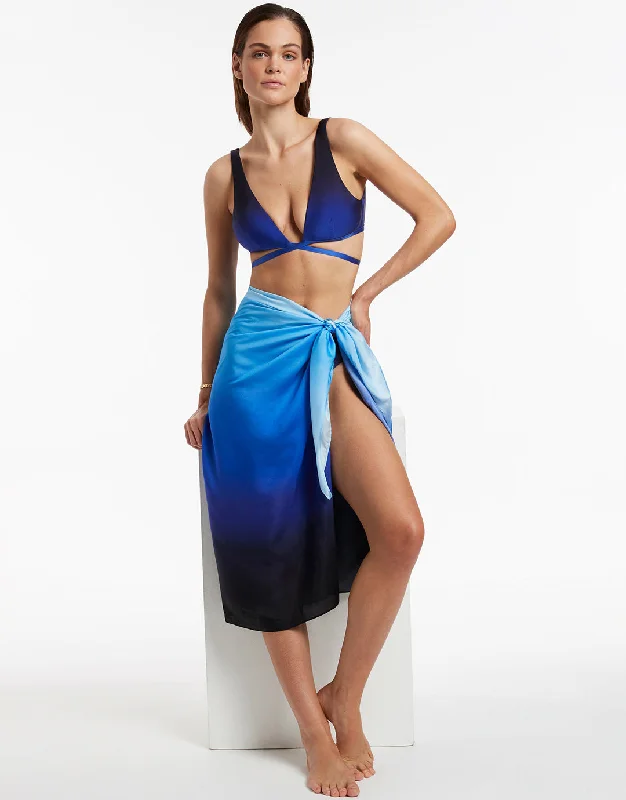 Women's swimsuits on sale with UV protection for sunny beach daysOia Sunset Sarong - Ocean Women's swimsuits on sale with UV protection for sunny beach daysOia Sunset Sarong - Ocean