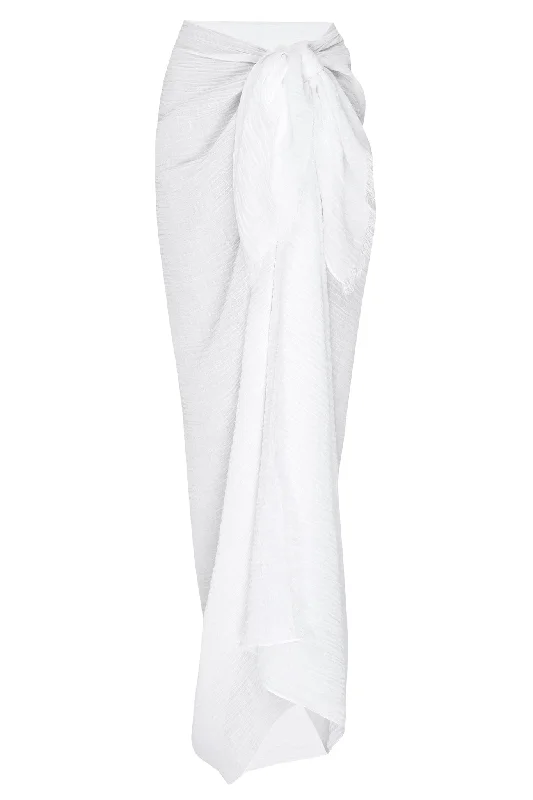 Underwire bikini tops on special offer for enhanced support and a lifted lookSt. Tropez Sarong - White Crinkle Linen Underwire bikini tops on special offer for enhanced support and a lifted lookSt. Tropez Sarong - White Crinkle Linen